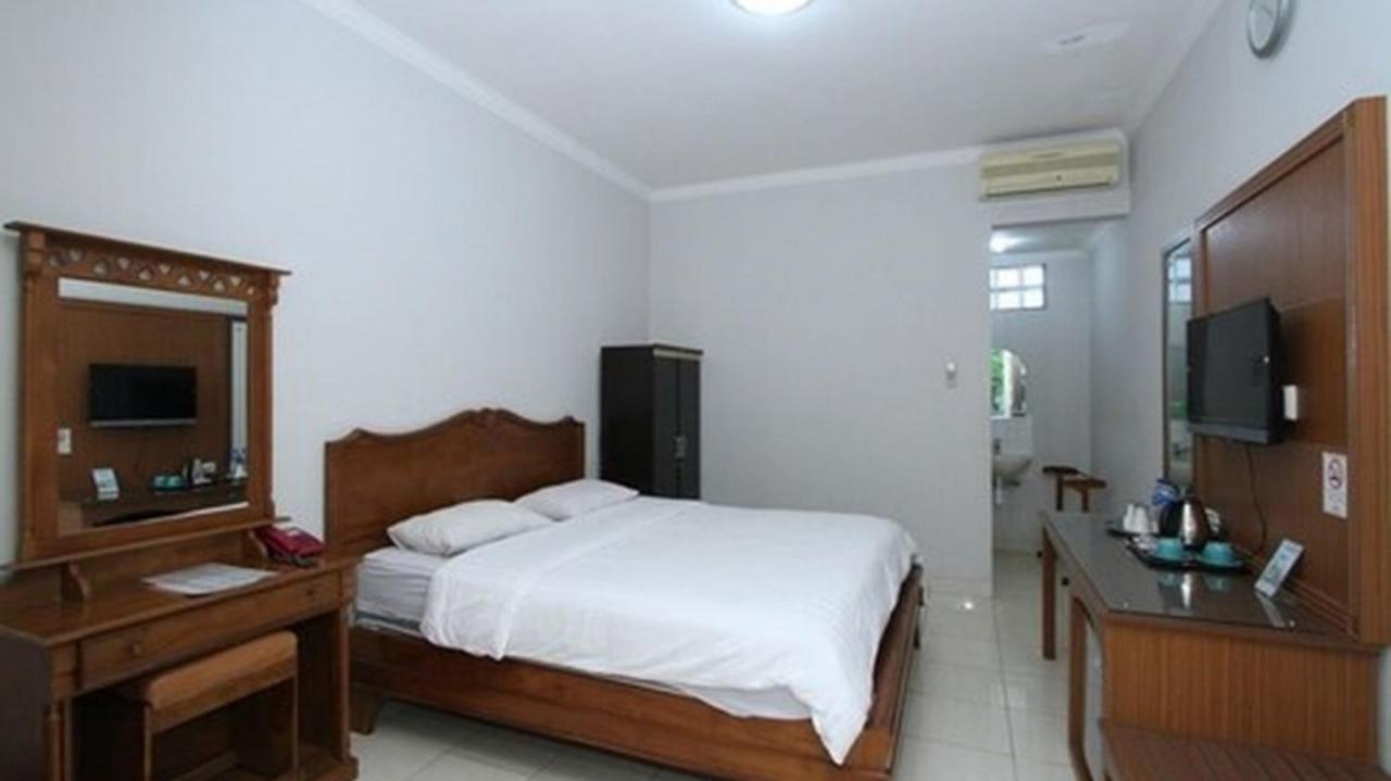 Hotel Besar بوروكيرتو المظهر الخارجي الصورة