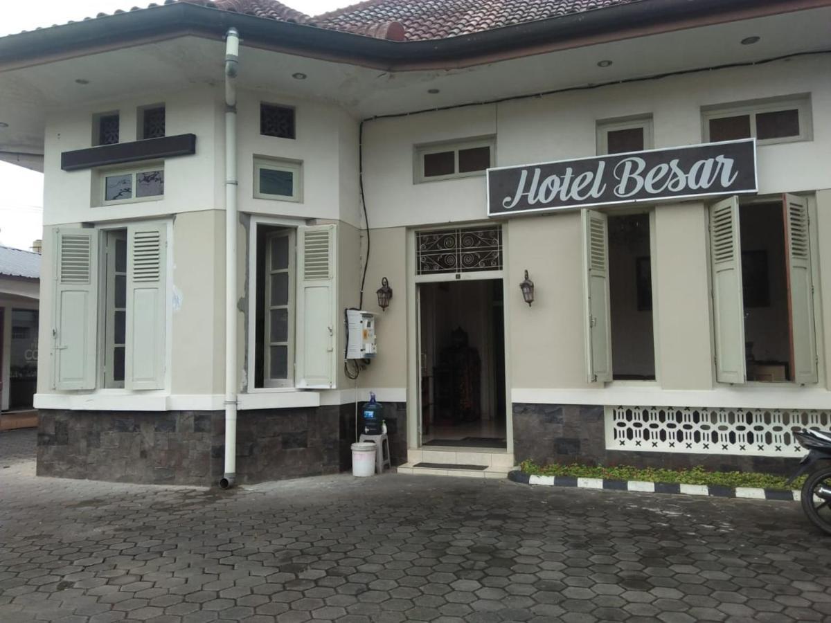 Hotel Besar بوروكيرتو المظهر الخارجي الصورة
