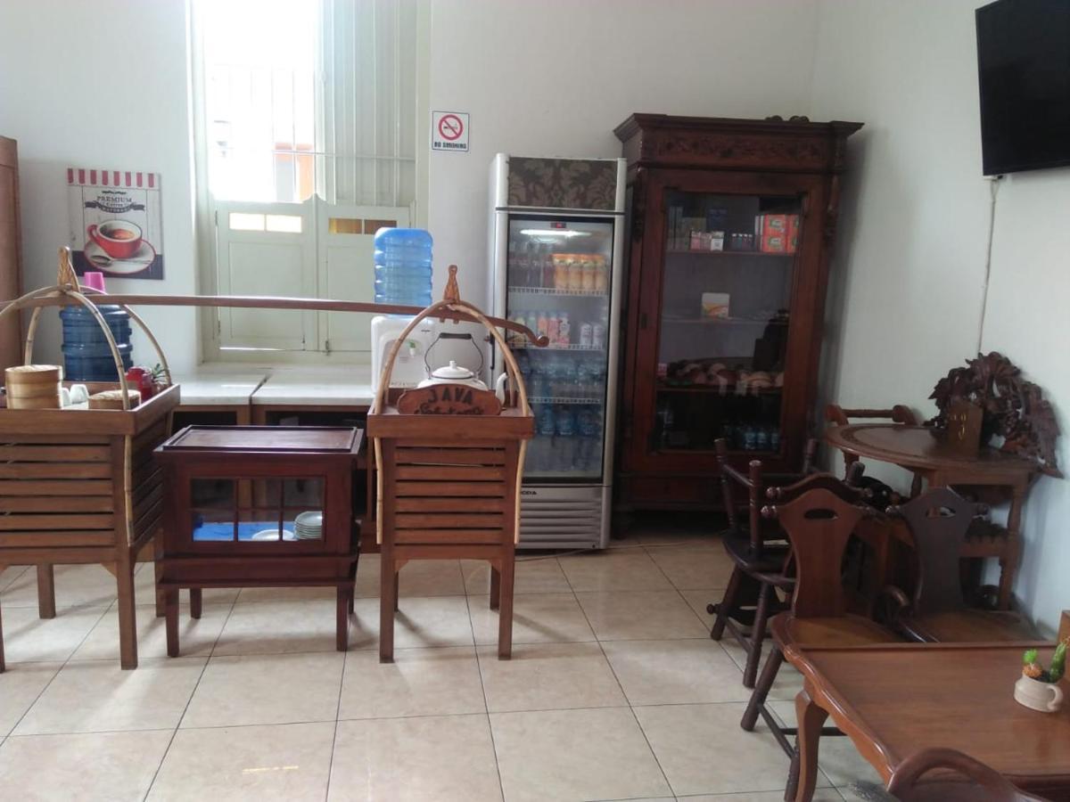 Hotel Besar بوروكيرتو المظهر الخارجي الصورة