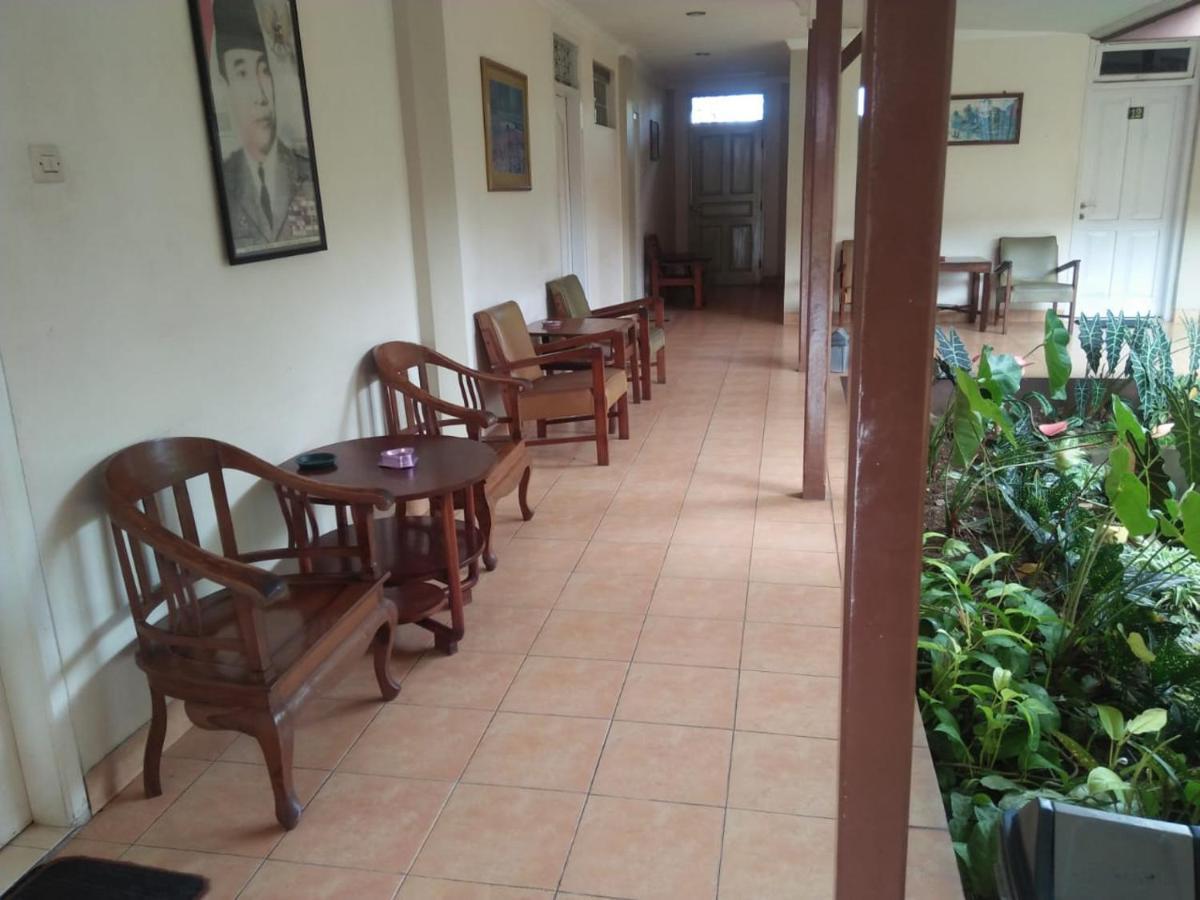Hotel Besar بوروكيرتو المظهر الخارجي الصورة