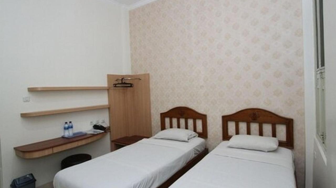 Hotel Besar بوروكيرتو المظهر الخارجي الصورة