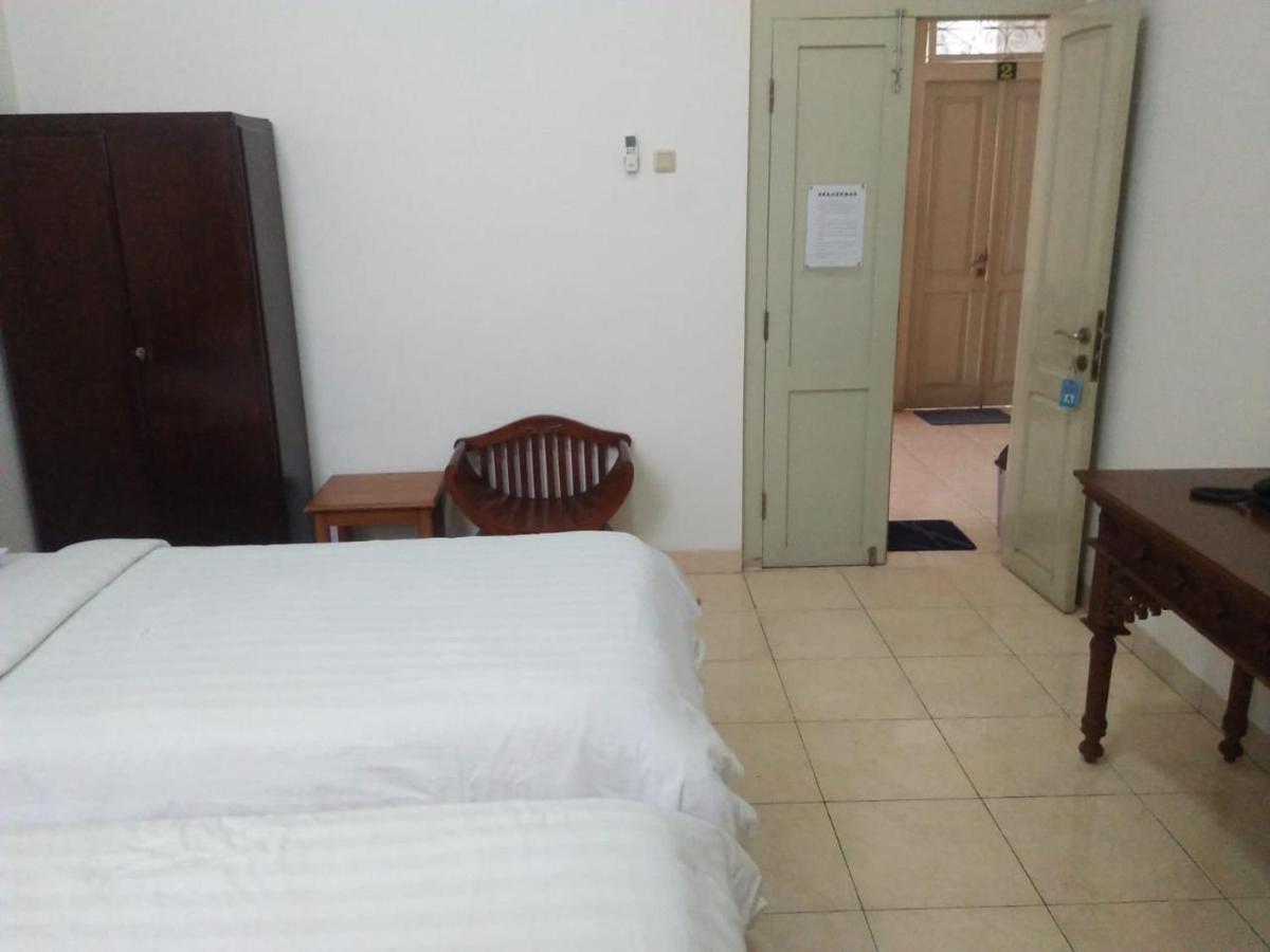 Hotel Besar بوروكيرتو المظهر الخارجي الصورة