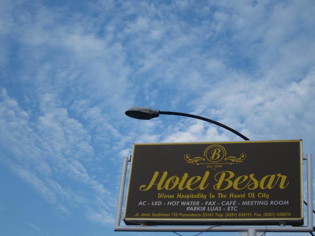 Hotel Besar بوروكيرتو المظهر الخارجي الصورة
